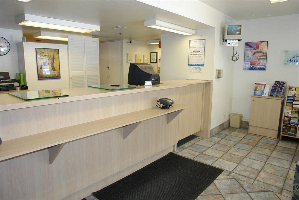 Motel 6-Palm Springs, Ca - Downtown Zewnętrze zdjęcie