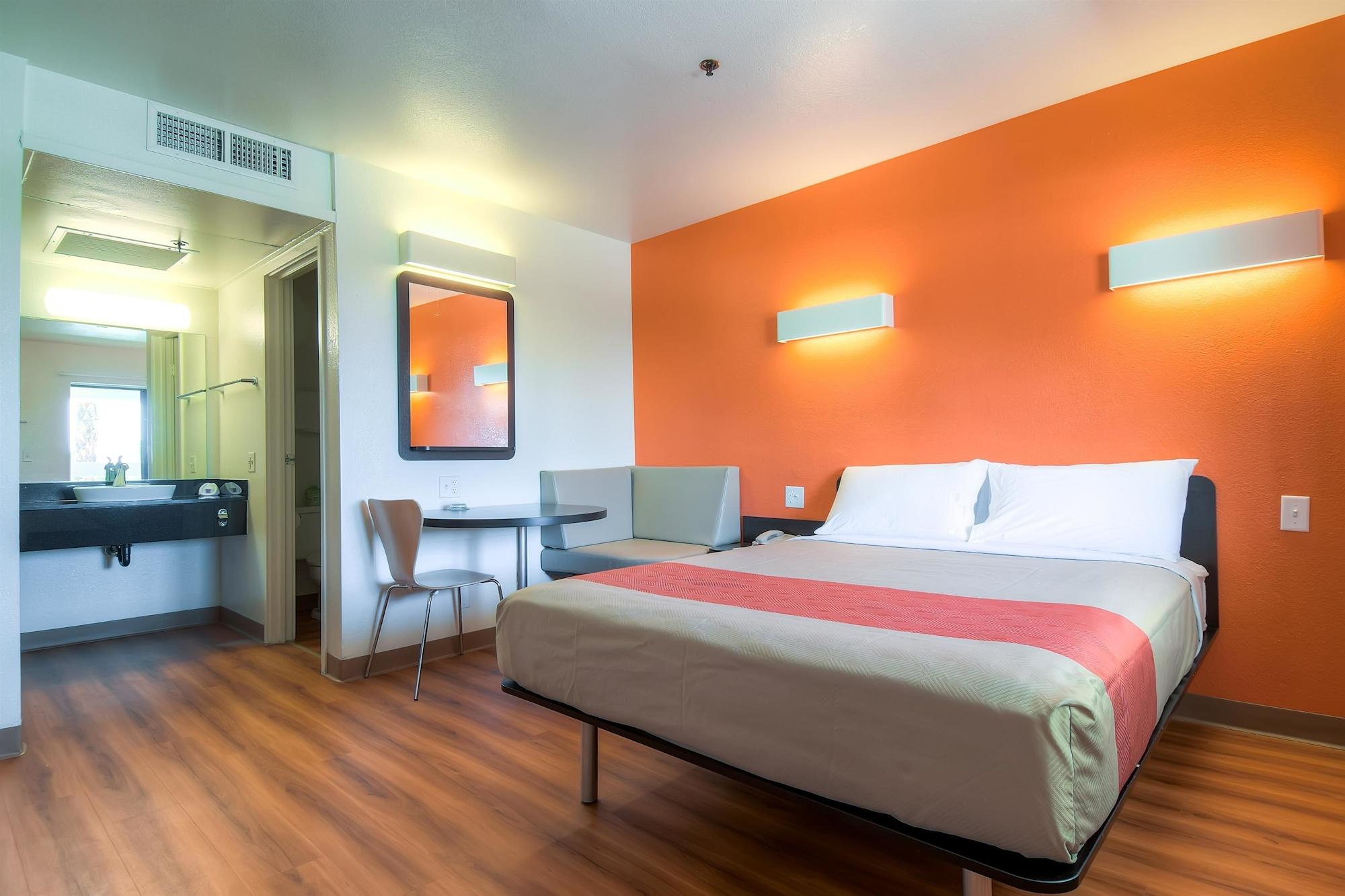 Motel 6-Palm Springs, Ca - Downtown Zewnętrze zdjęcie