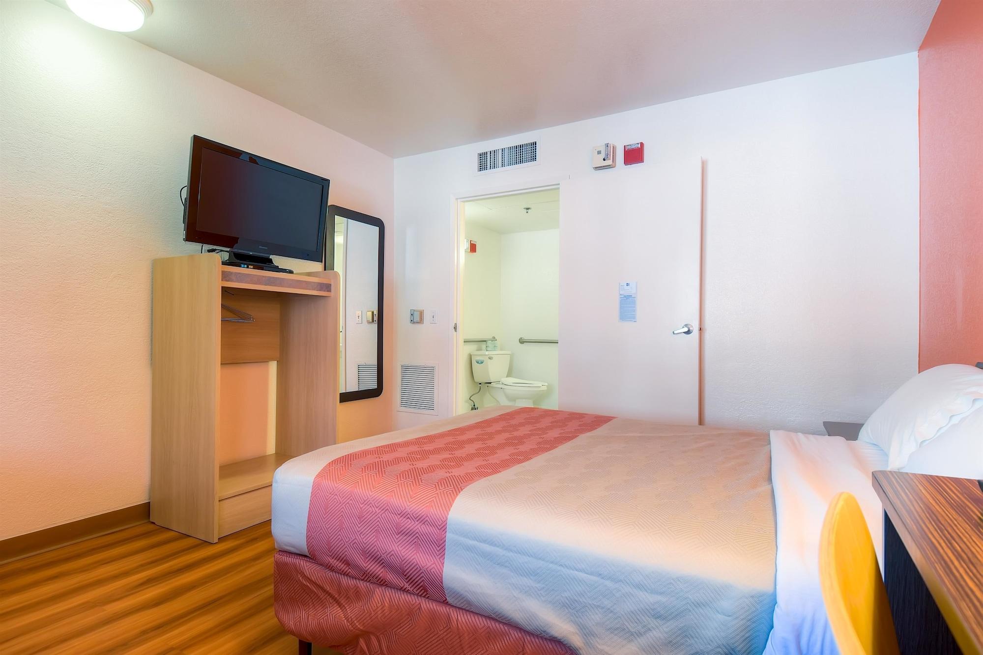 Motel 6-Palm Springs, Ca - Downtown Zewnętrze zdjęcie