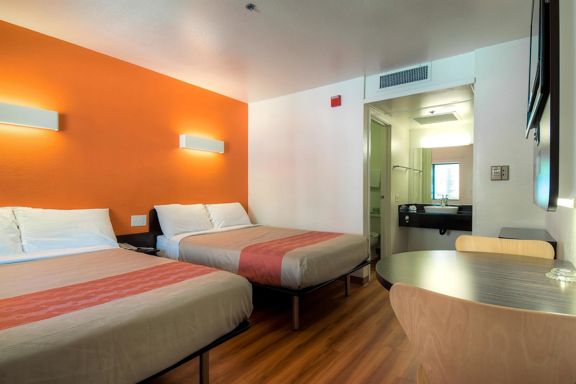 Motel 6-Palm Springs, Ca - Downtown Zewnętrze zdjęcie
